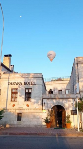 Tafana Cave & Stone Lodge